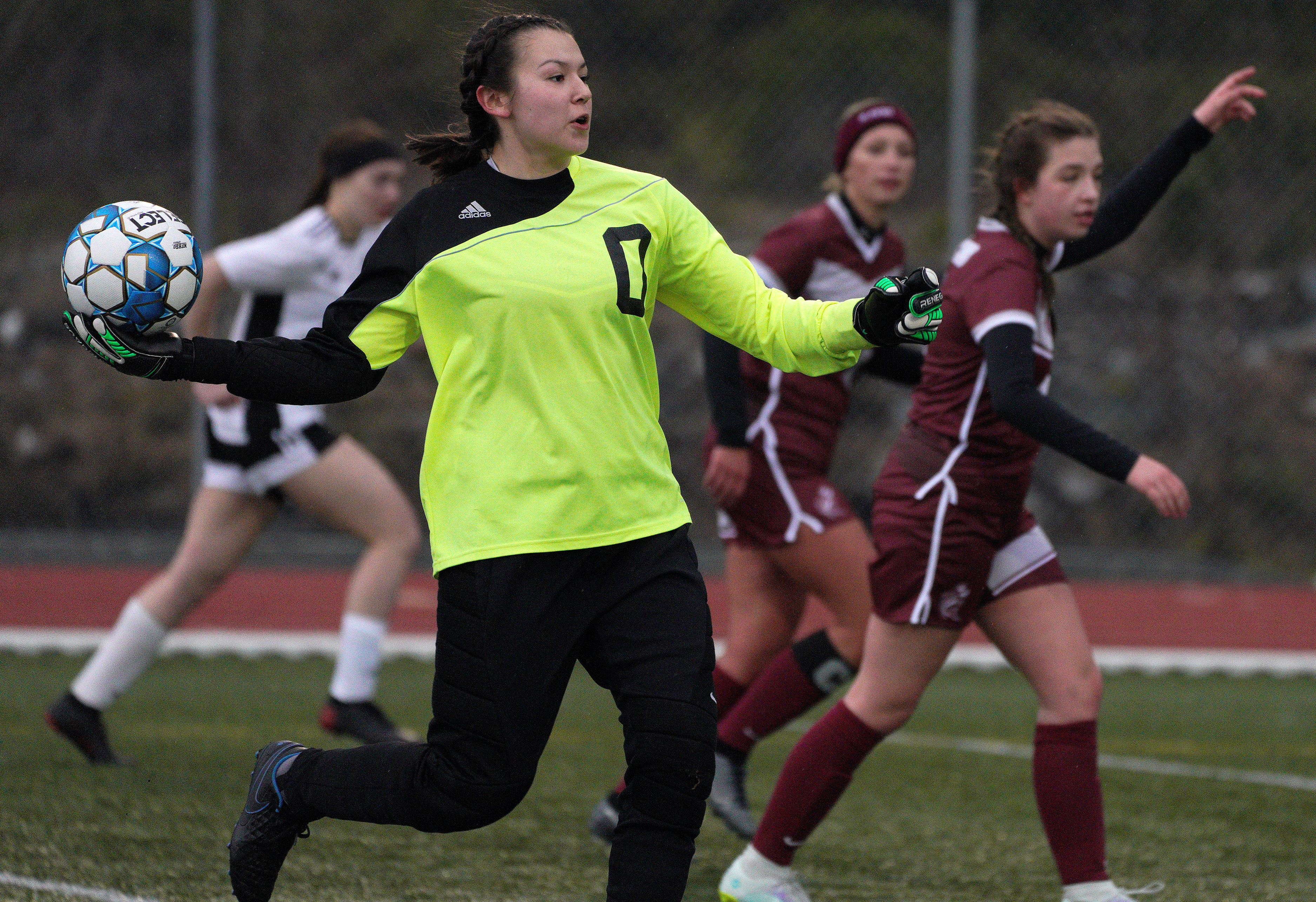 Kayhi juneau douglas soccer 040122 05